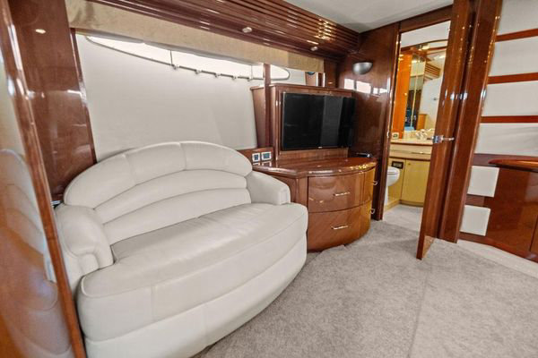 VIP stateroom, aft view