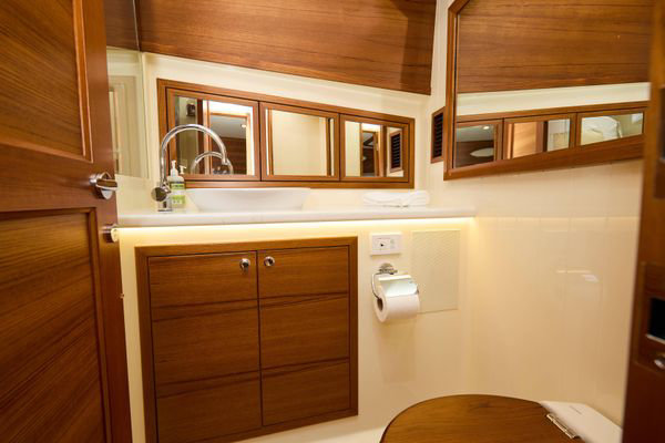 Full yacht profile on the water