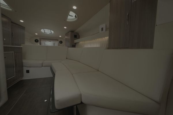 Interior cabin with convertible dinette.