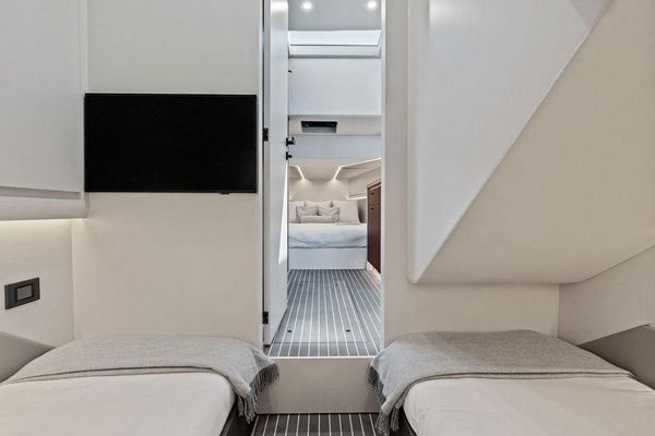 Separate shower cabin with rain shower.