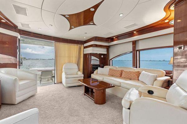 Flybridge aft section