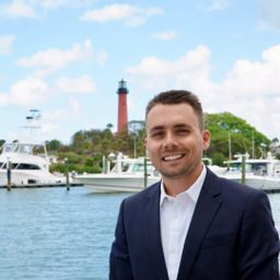 Louie Stamatakos, Licensed Florida Yacht Broker