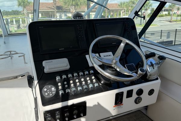 Suzuki DF350A outboard engines with contra-rotating propellers