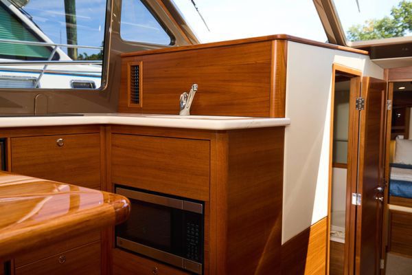 Cockpit seating and dining table