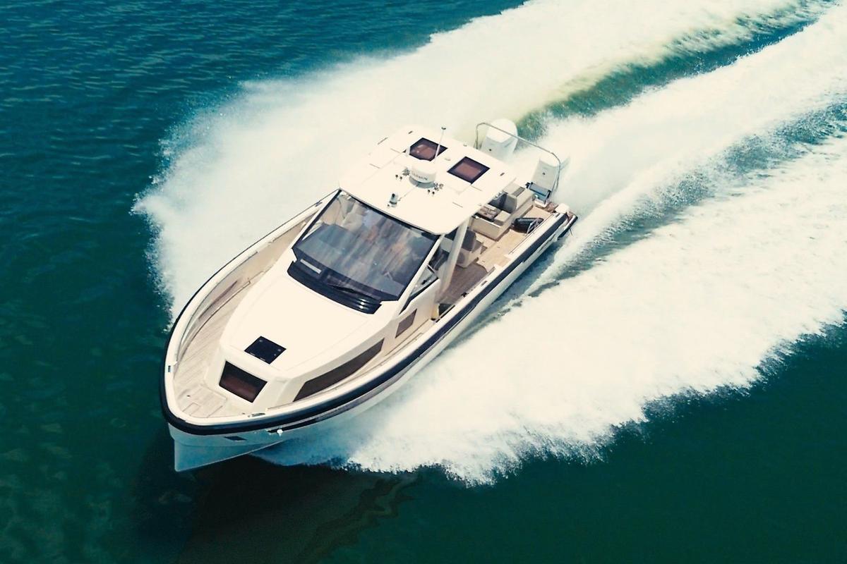 2022 Windy SR44
