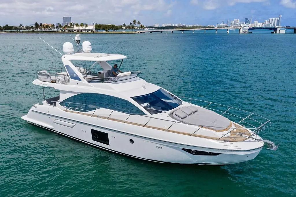 2019 Azimut 55