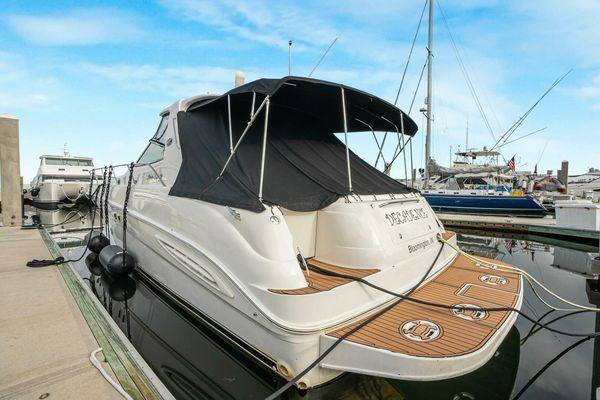 Aft view with swim platform