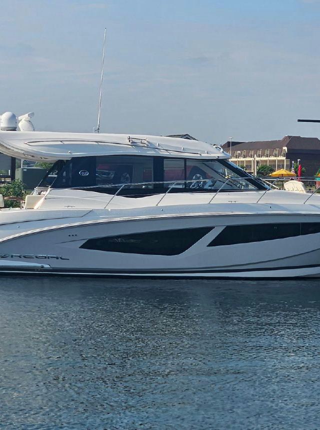 2022 Regal 42 XO