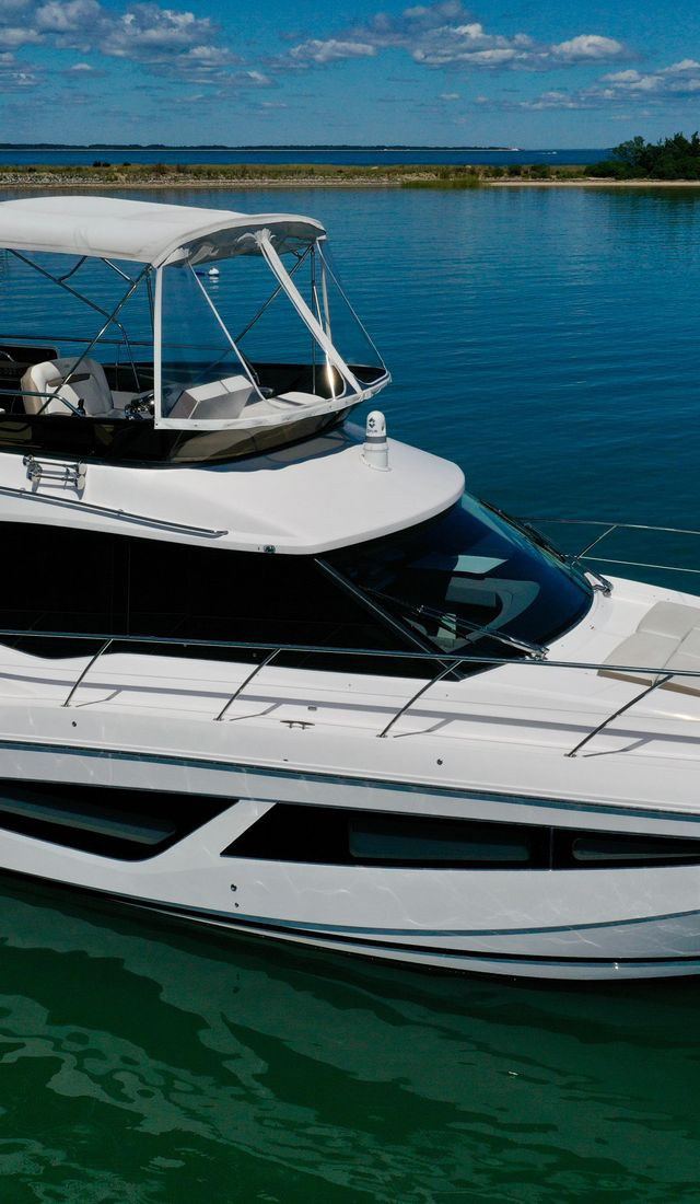 2017 Regal 42 Fly