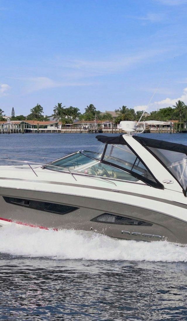 2018 Regal 33 XO