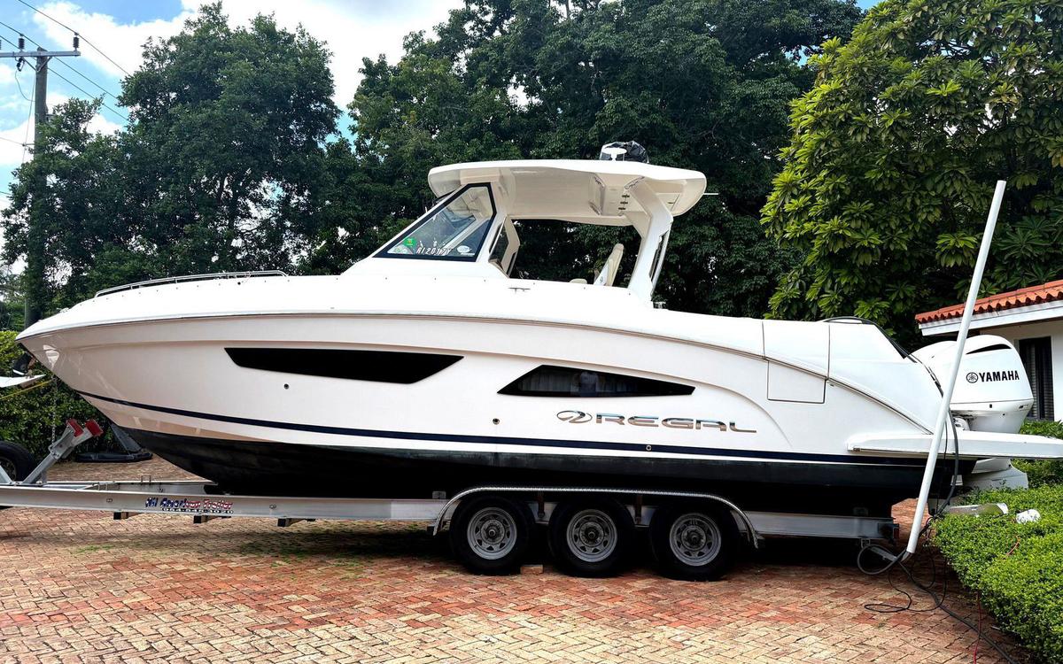 2019 Regal 33 SAV