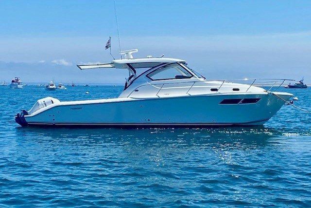 2019 Pursuit OS 355 Offshore