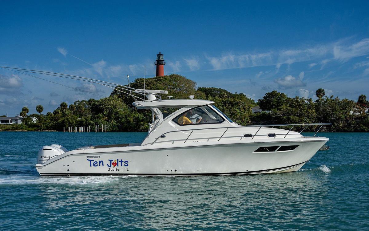 2020 Pursuit OS 355 Offshore