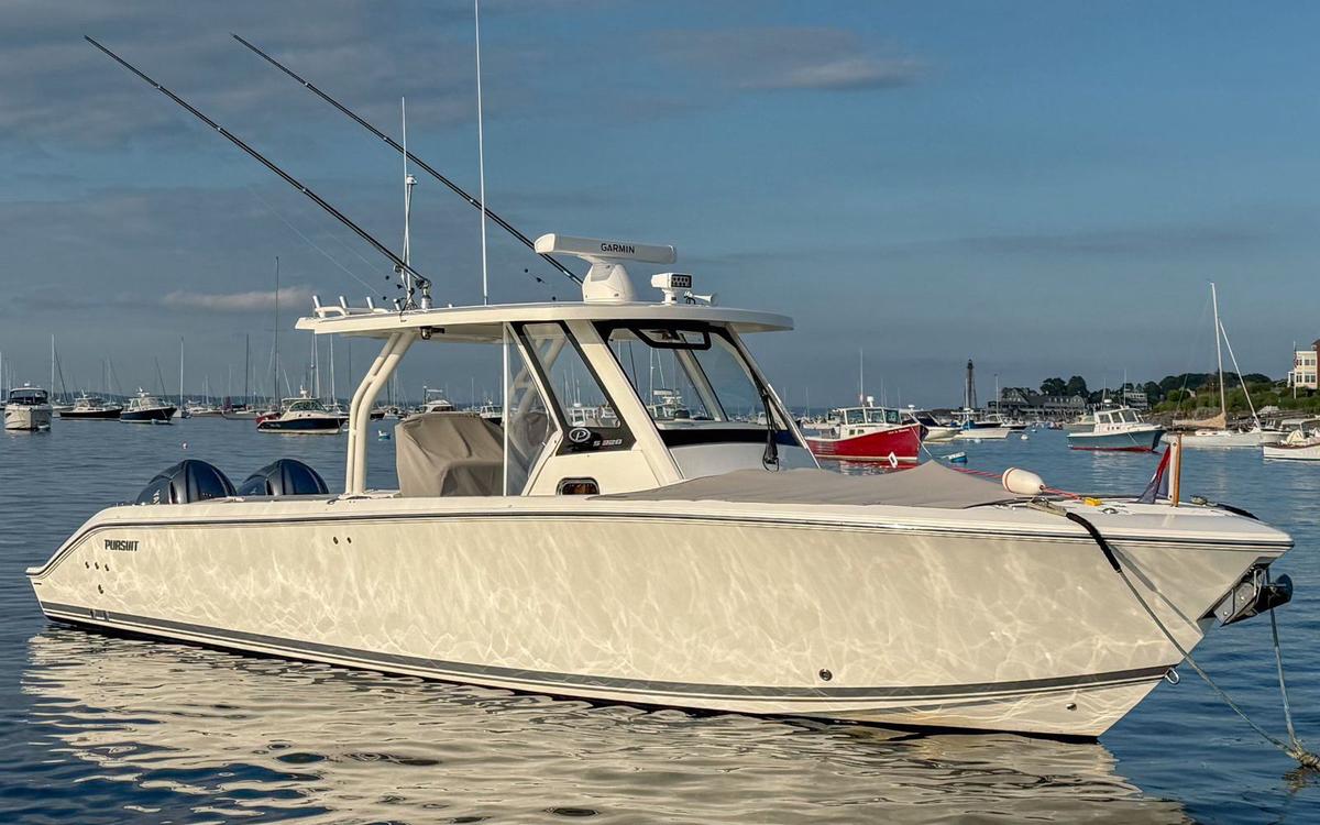 2020 Pursuit S 328 Sport