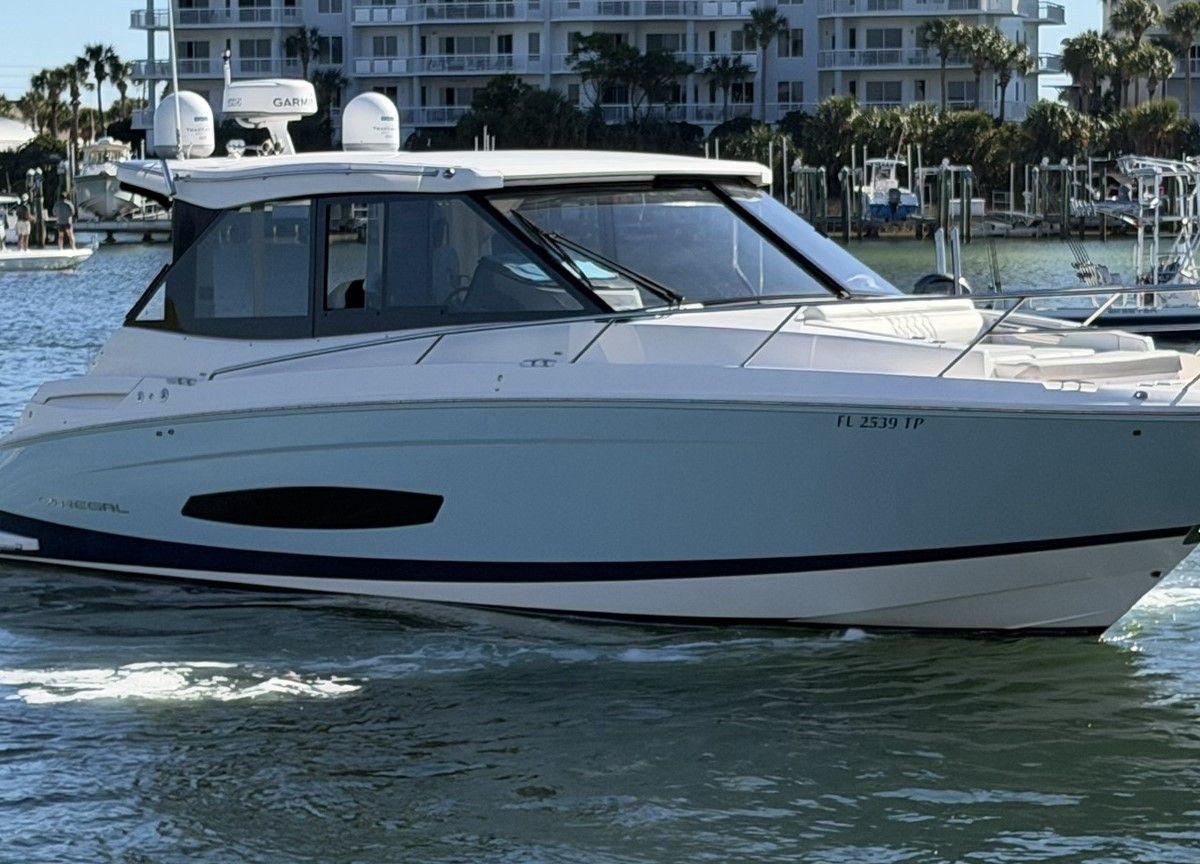 Regal 36 Grande Coupe