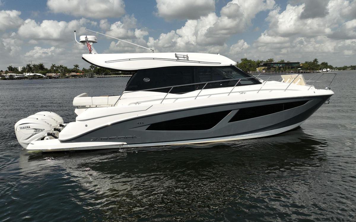2022 Regal 42 XO