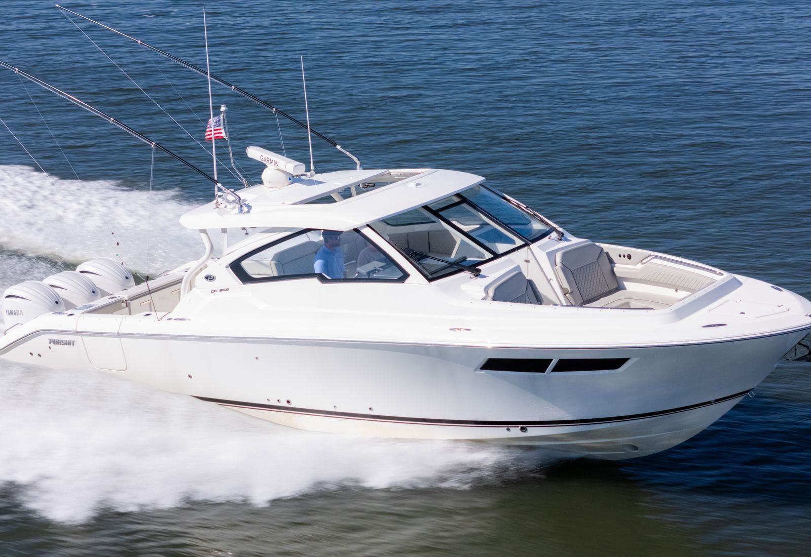 2022 Pursuit DC 365 Dual Console