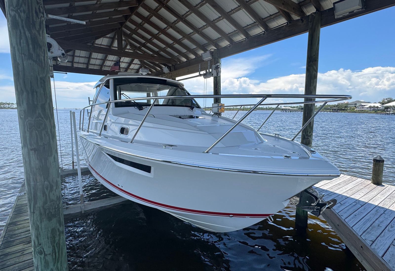 2022 Pursuit OS 325 Offshore