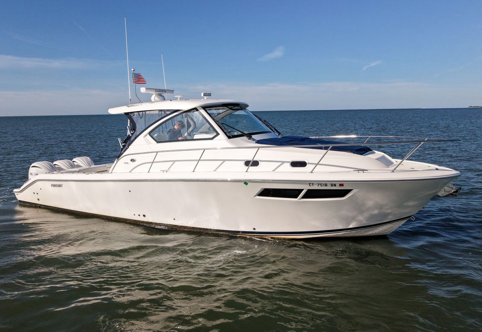 2022 Pursuit OS 355 Offshore