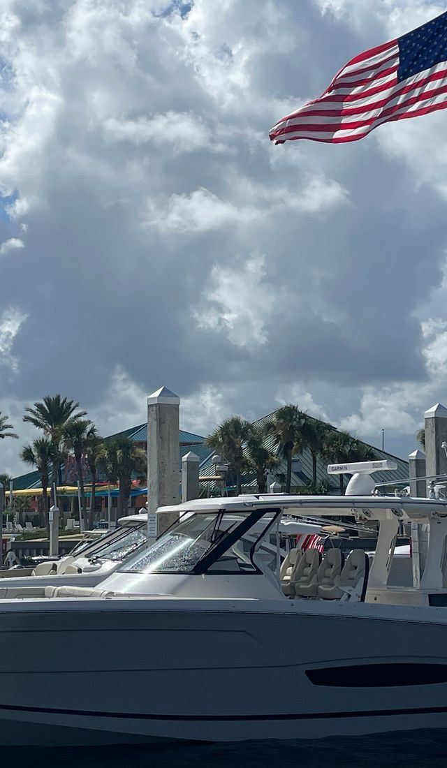 2023 Regal 38 SAV