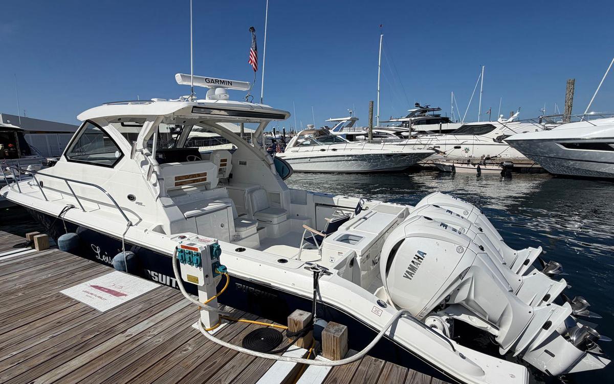 2023 Pursuit OS 355 Offshore