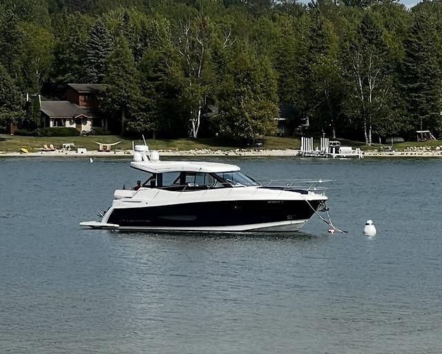 2024 Regal 38 Grande Coupe