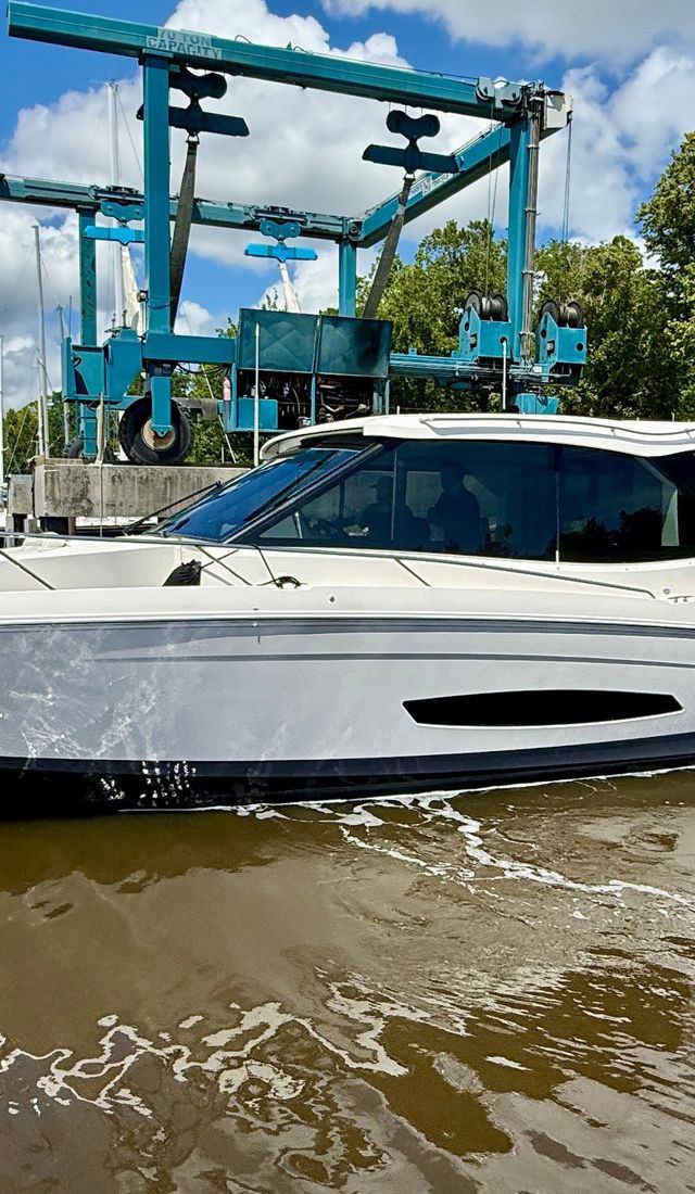 2025 Regal 36 Grande Coupe