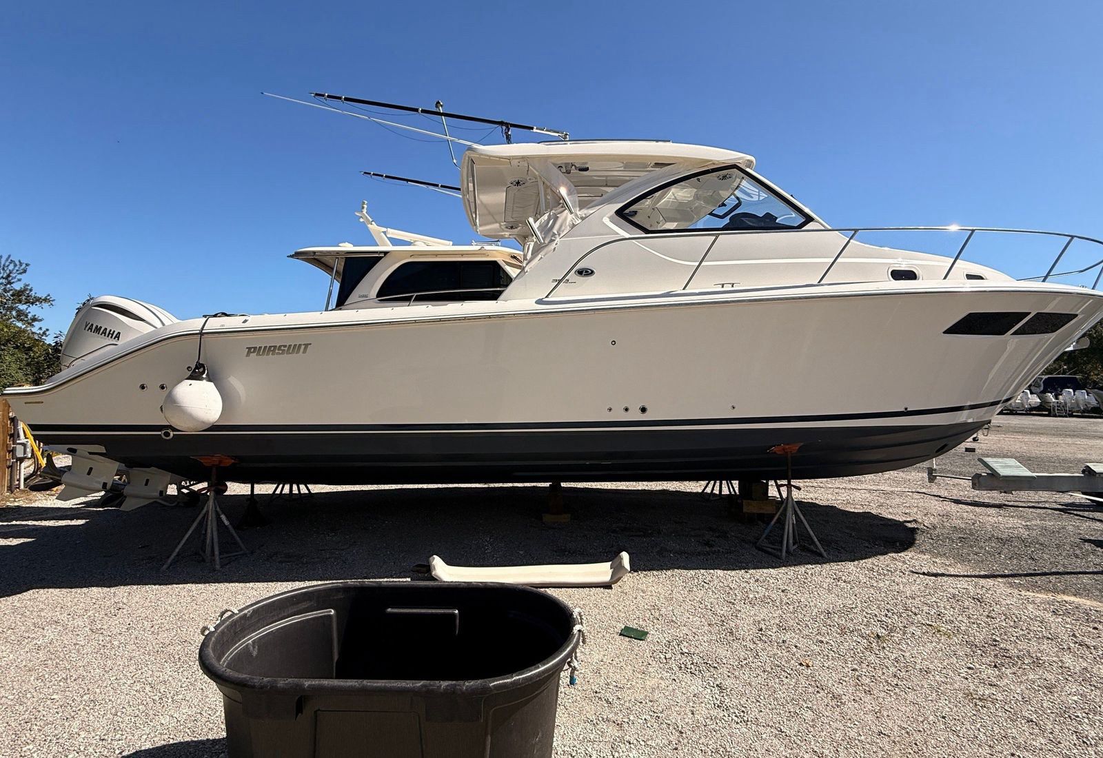 2025 Pursuit OS 355 Offshore