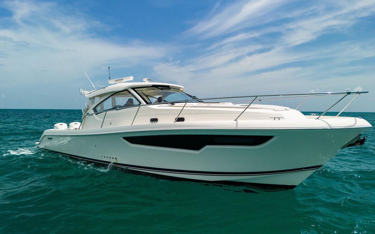 2025 Pursuit OS 405 Offshore