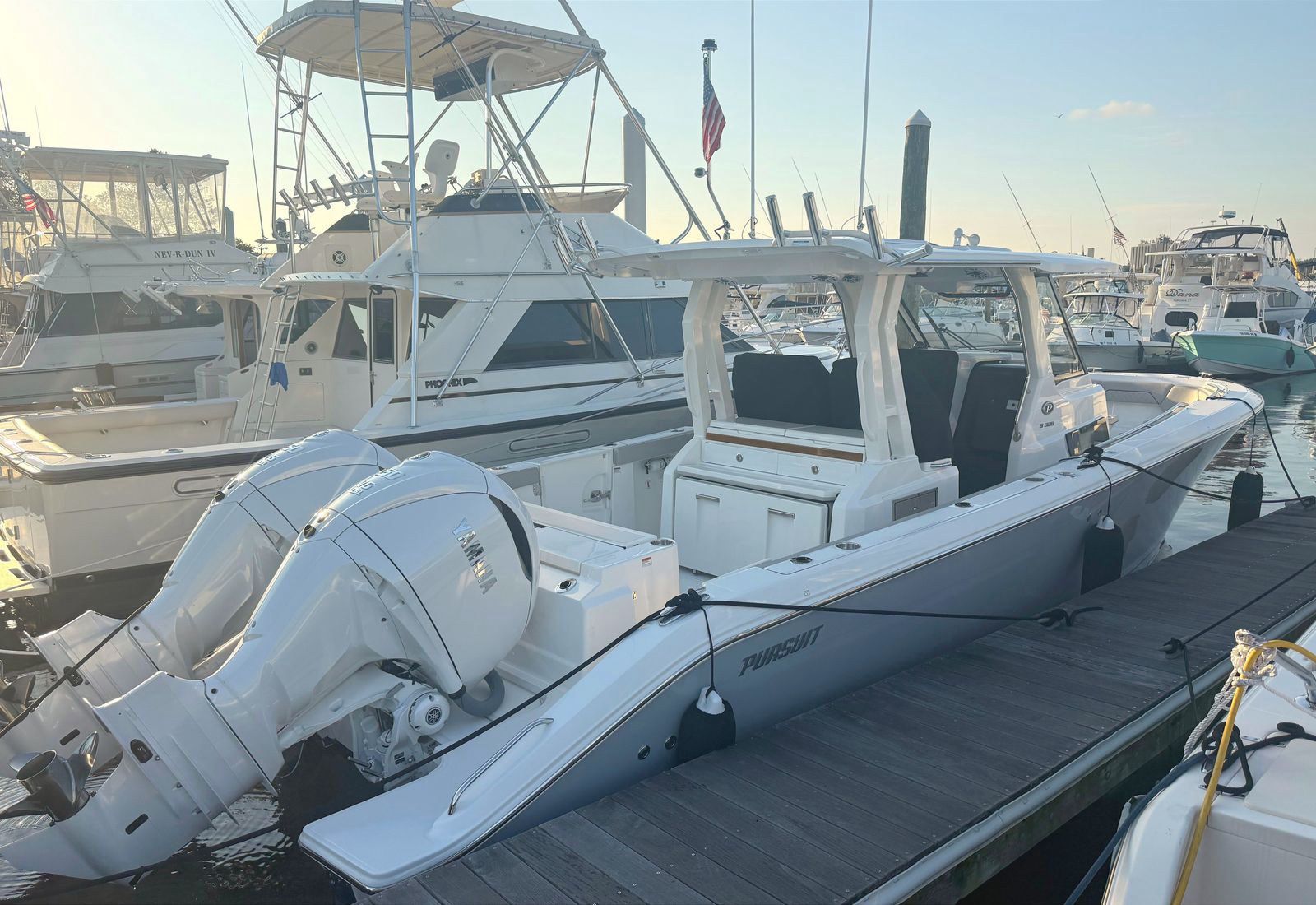 2026 Pursuit S 328 Sport