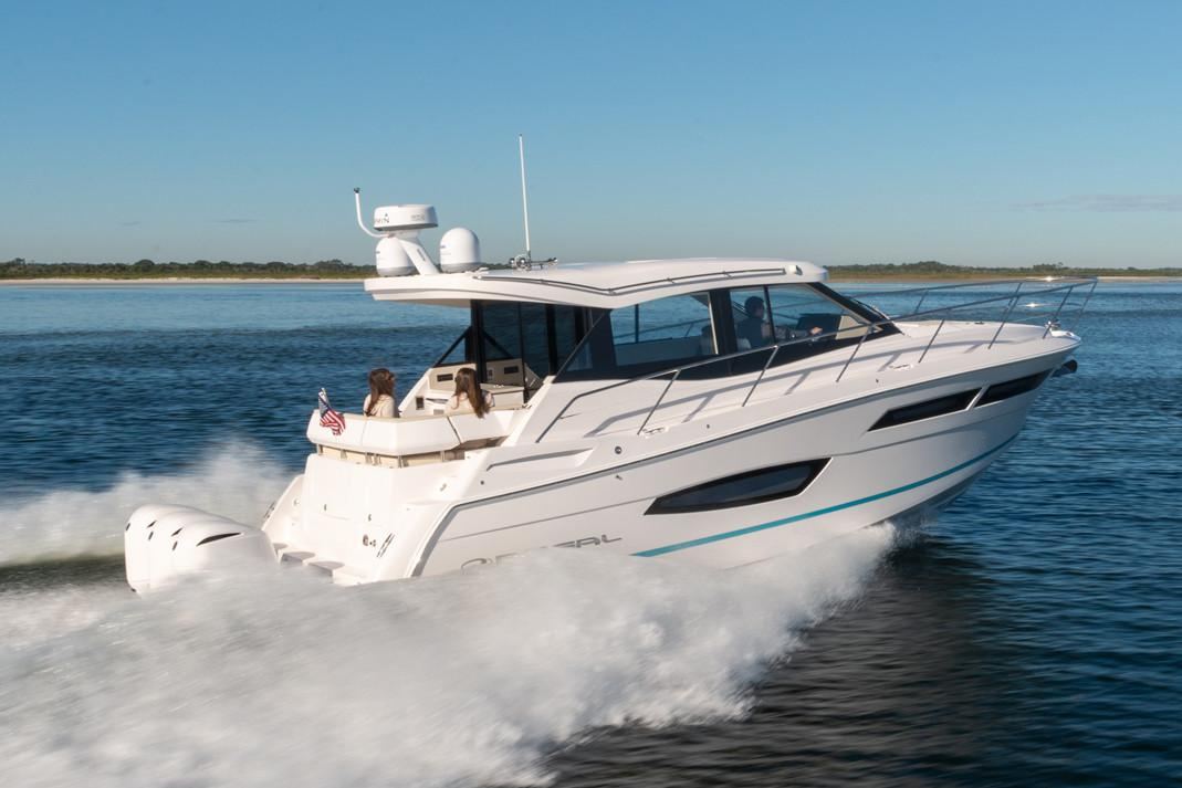 Regal 38 XO.