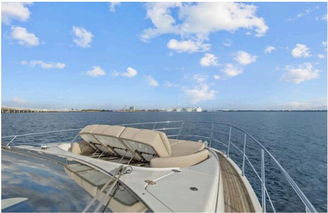 Aerial overhead view of the Azimut 55 Fly deck layout