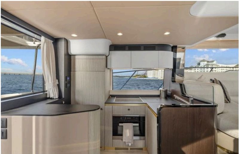Lower helm station with touch-screen multifunction displays